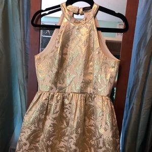 Cocktail dress with key hole back